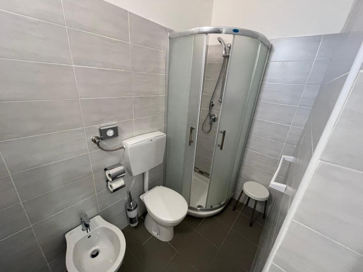 Hotel Piccari Nuova Gestione Rimini Buitenkant foto