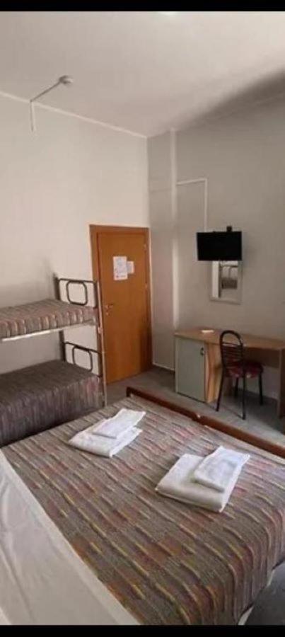 Hotel Piccari Nuova Gestione Rimini Buitenkant foto