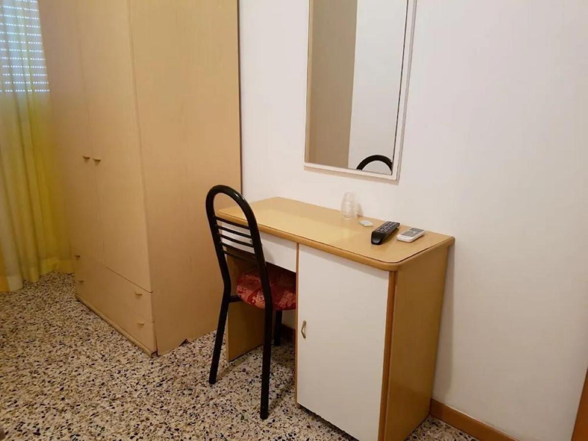Hotel Piccari Nuova Gestione Rimini Buitenkant foto