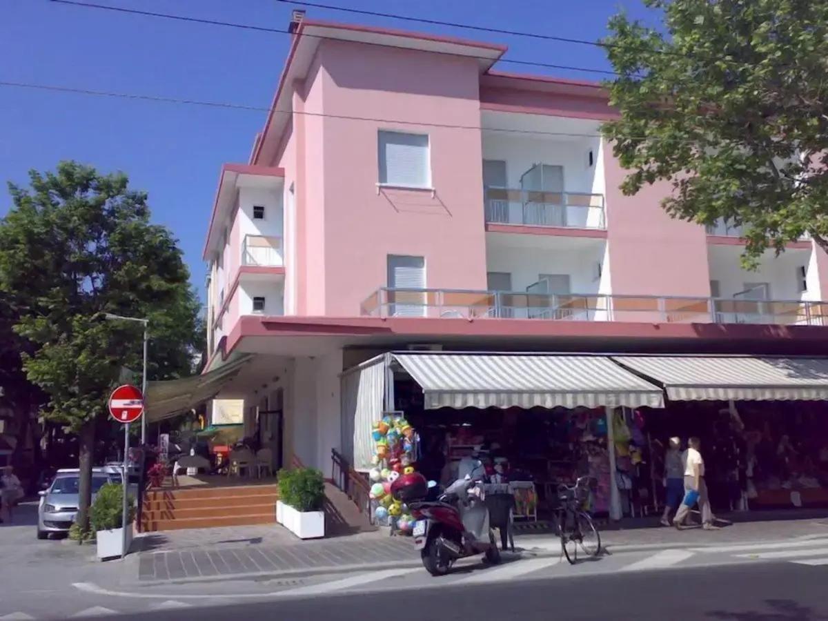 Hotel Piccari Nuova Gestione Rimini Buitenkant foto