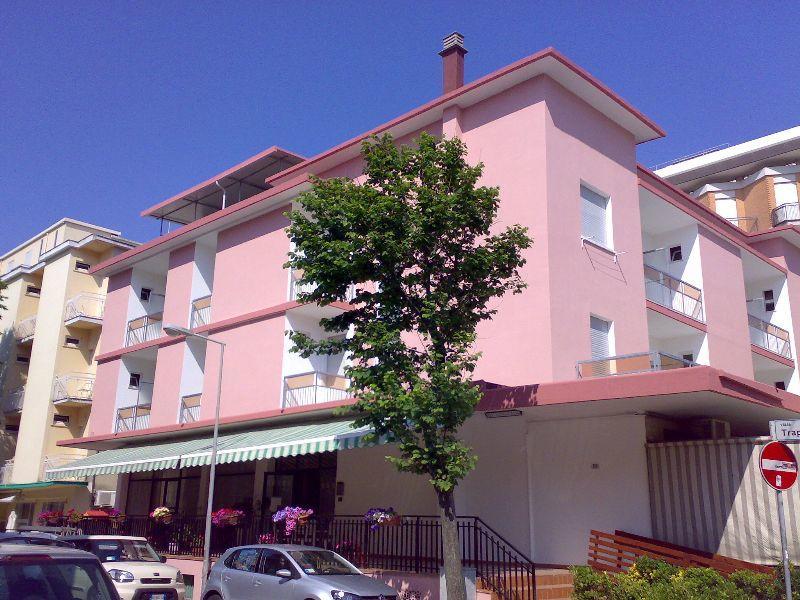 Hotel Piccari Nuova Gestione Rimini Buitenkant foto